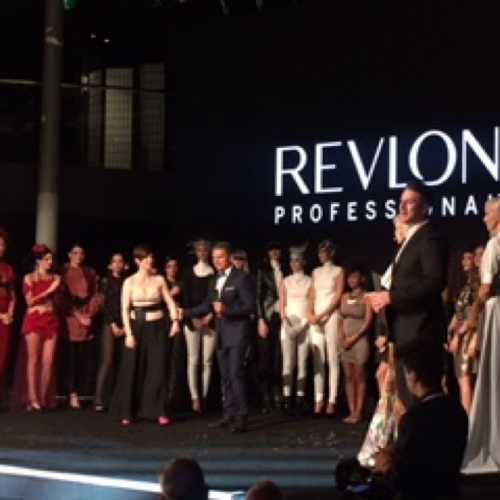 Prezentacia REVLON